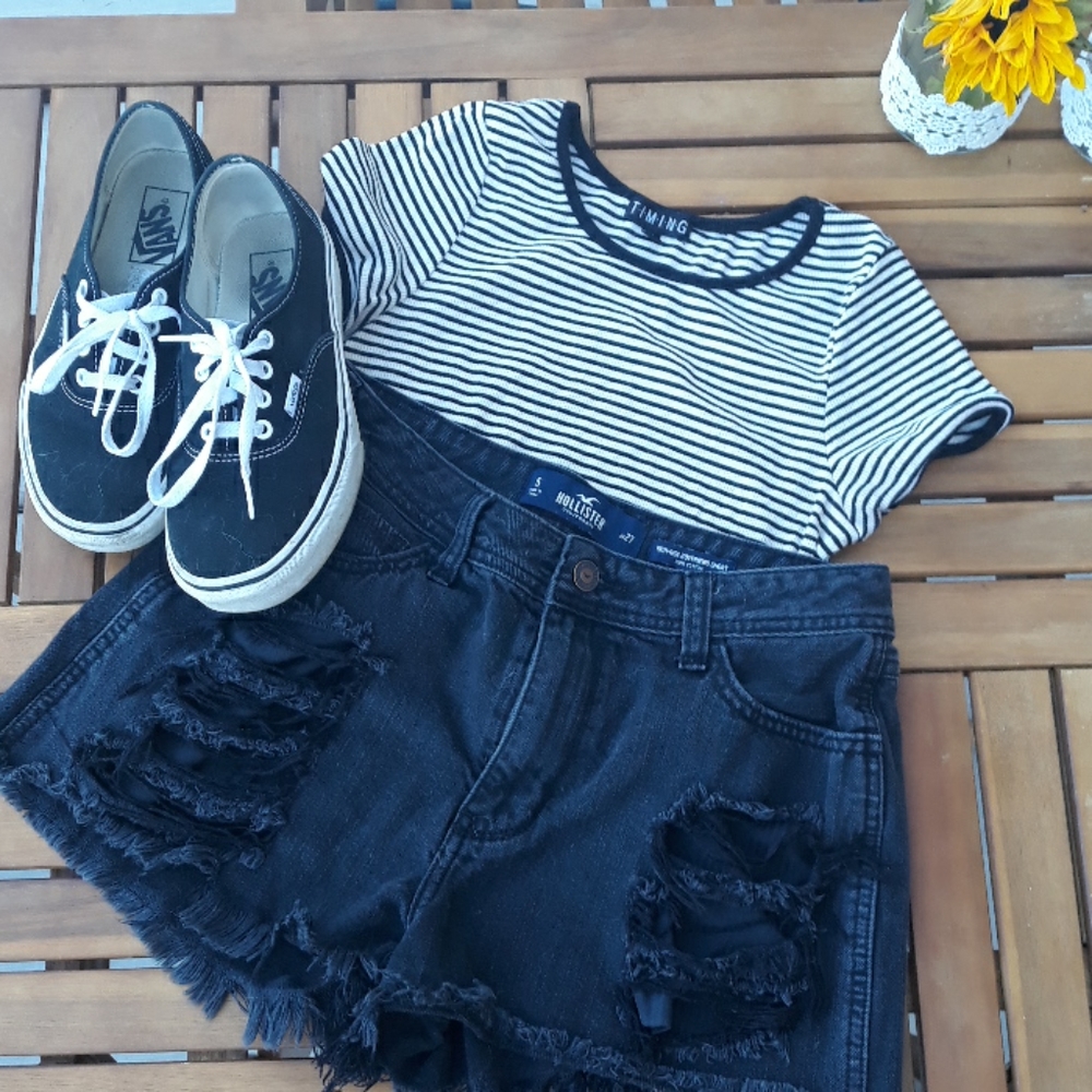 Hollister high rise boyfriend shorts